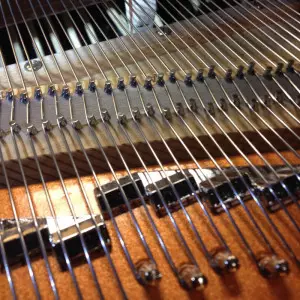 عملکرد اکشن پیانو به چه صورت می باشد